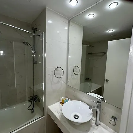 Napa Jay Hotel 3*