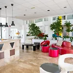 Napa Jay Hotel