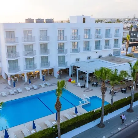 Napa Jay Hotel 3*