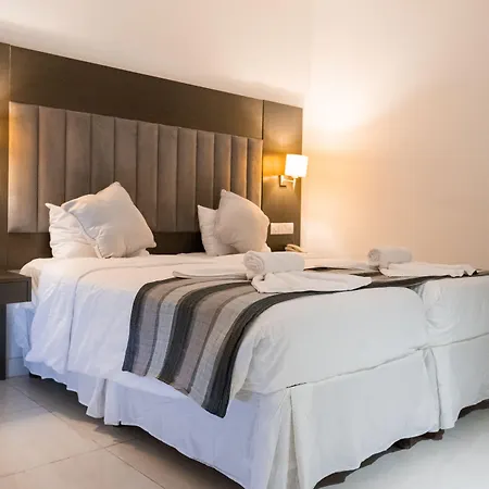 Napa Jay ホテル アヤナパ