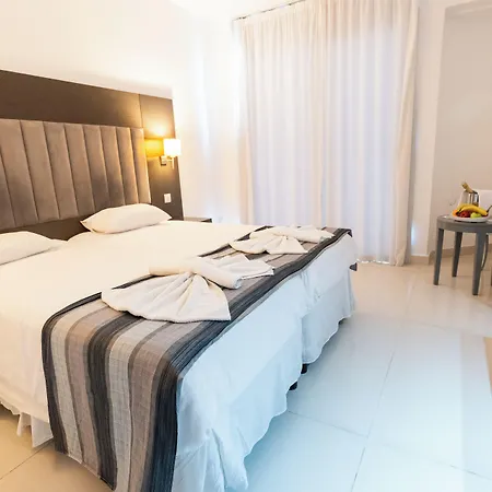 Napa Jay Hotel 3*